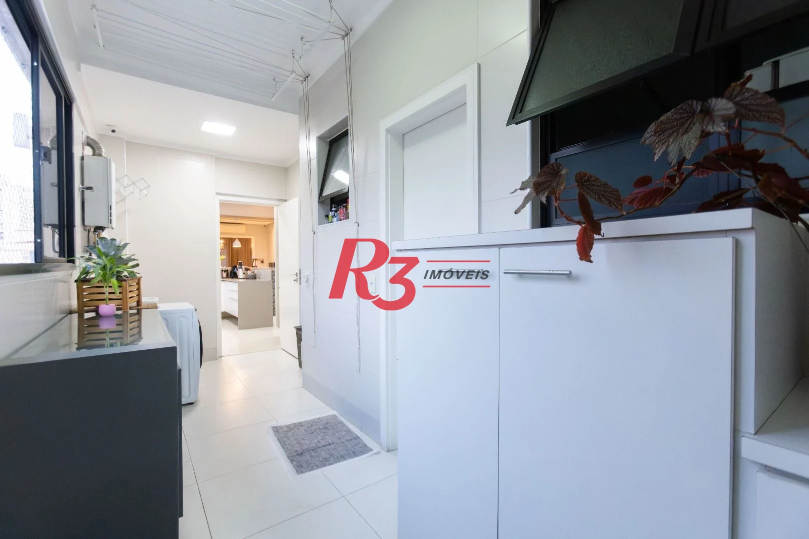 Apartamento com 3 dormitórios à venda, 283 m² por R$ 2.990.000,00 - Boqueirão - Santos/SP