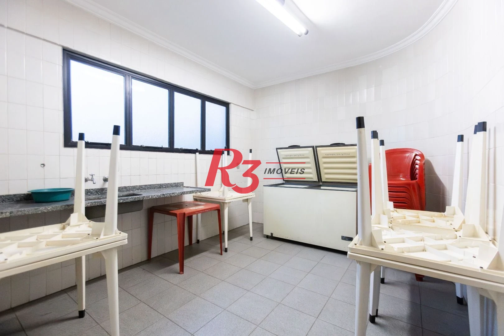 Apartamento com 3 dormitórios à venda, 283 m² por R$ 2.990.000,00 - Boqueirão - Santos/SP
