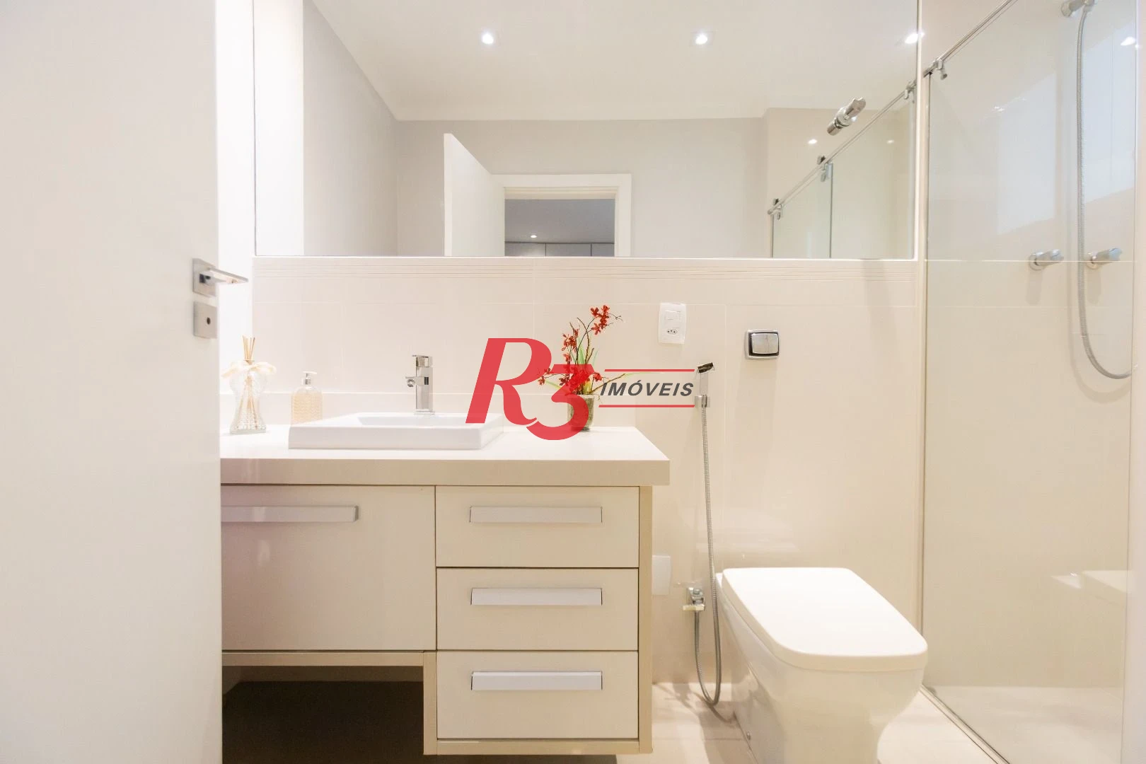 Apartamento com 3 dormitórios à venda, 283 m² por R$ 2.990.000,00 - Boqueirão - Santos/SP