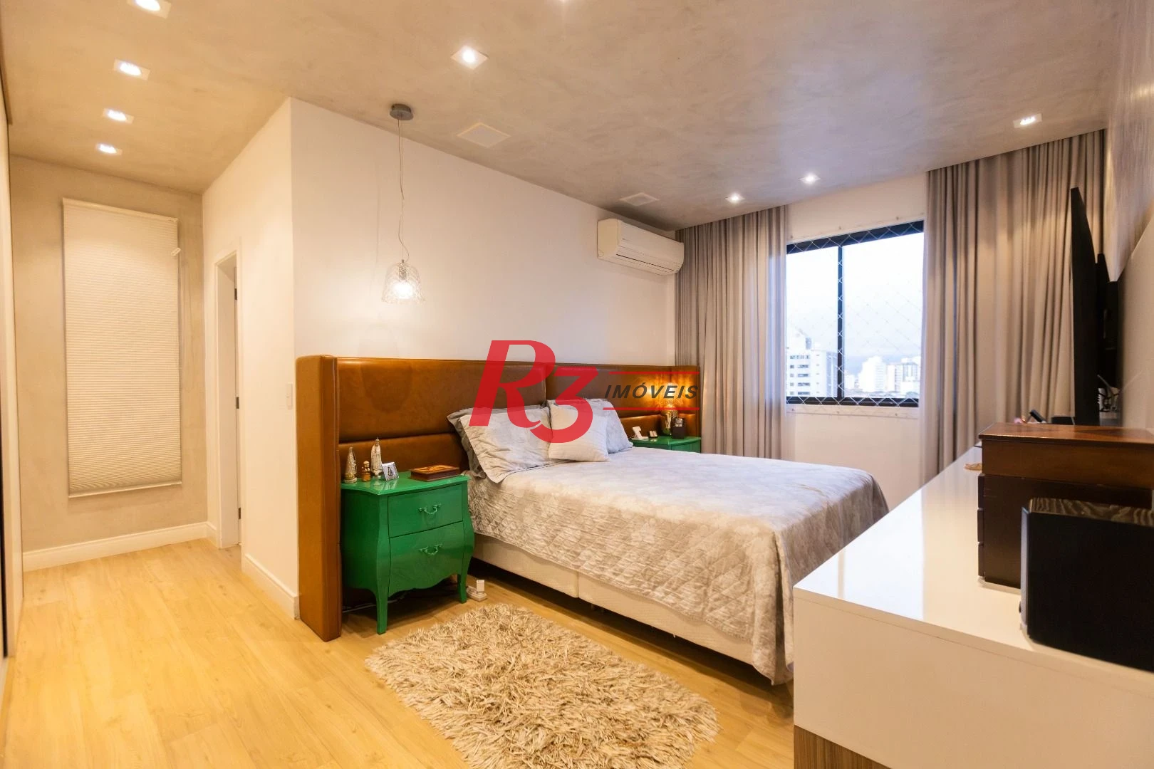 Apartamento com 3 dormitórios à venda, 283 m² por R$ 2.990.000,00 - Boqueirão - Santos/SP