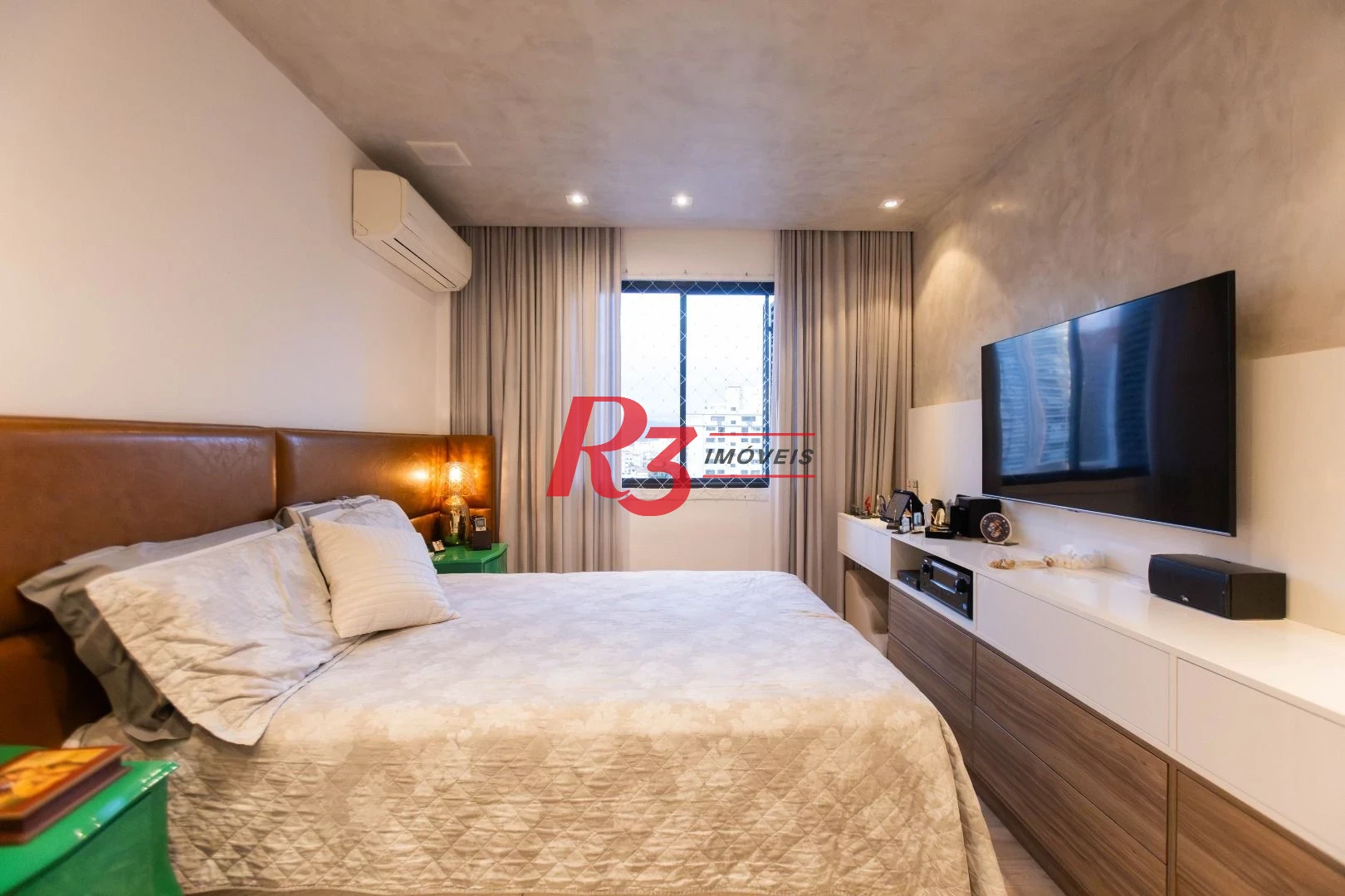 Apartamento com 3 dormitórios à venda, 283 m² por R$ 2.990.000,00 - Boqueirão - Santos/SP