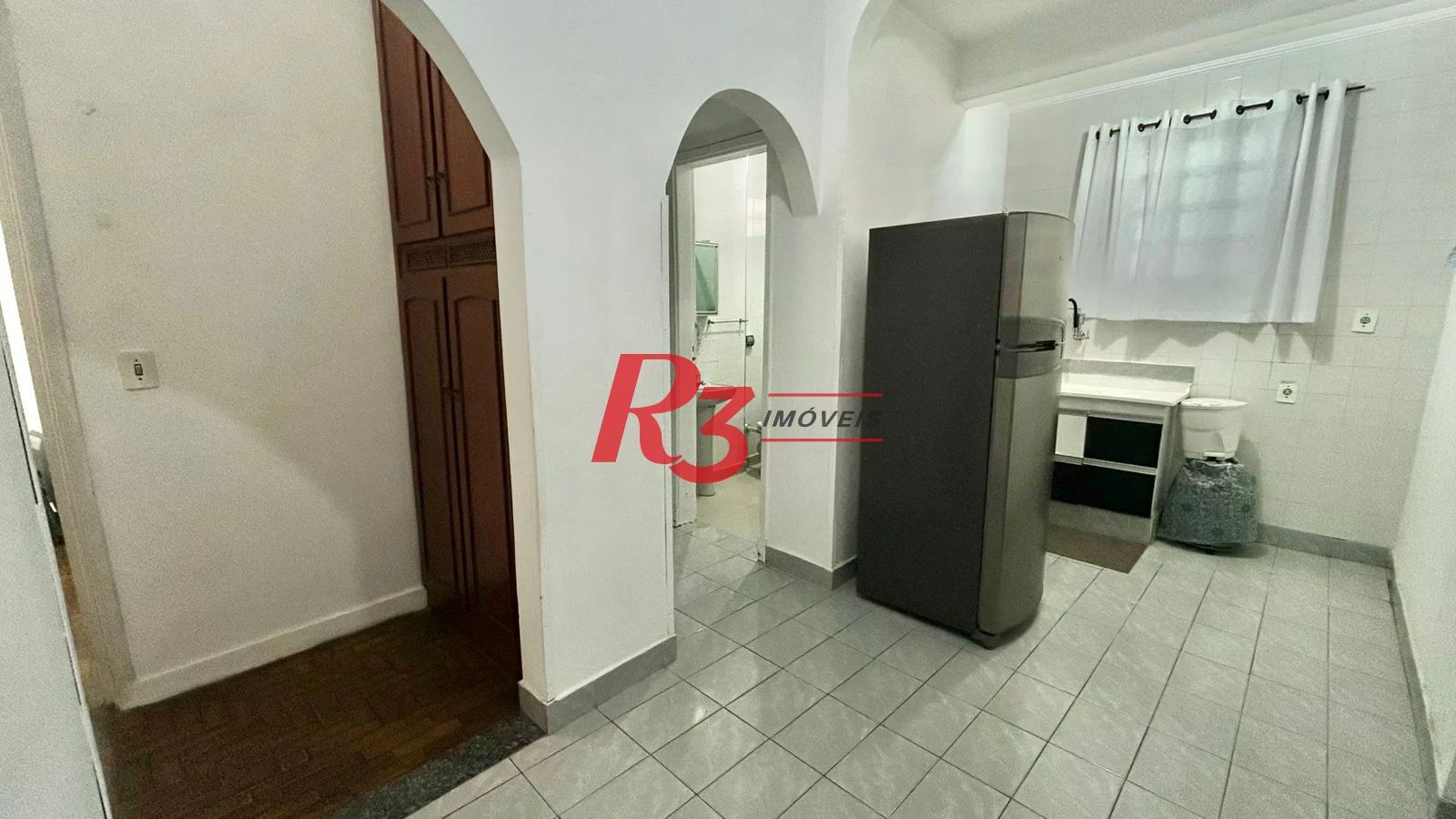 Apartamento com 2 dormitórios à venda, 50 m² por R$ 350.000,00 - Itararé - São Vicente/SP