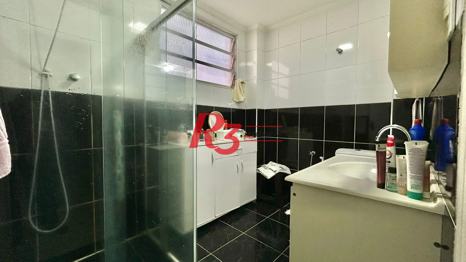 Apartamento com 2 dormitórios à venda, 89 m² por R$ 800.000,00 - Gonzaga - Santos/SP