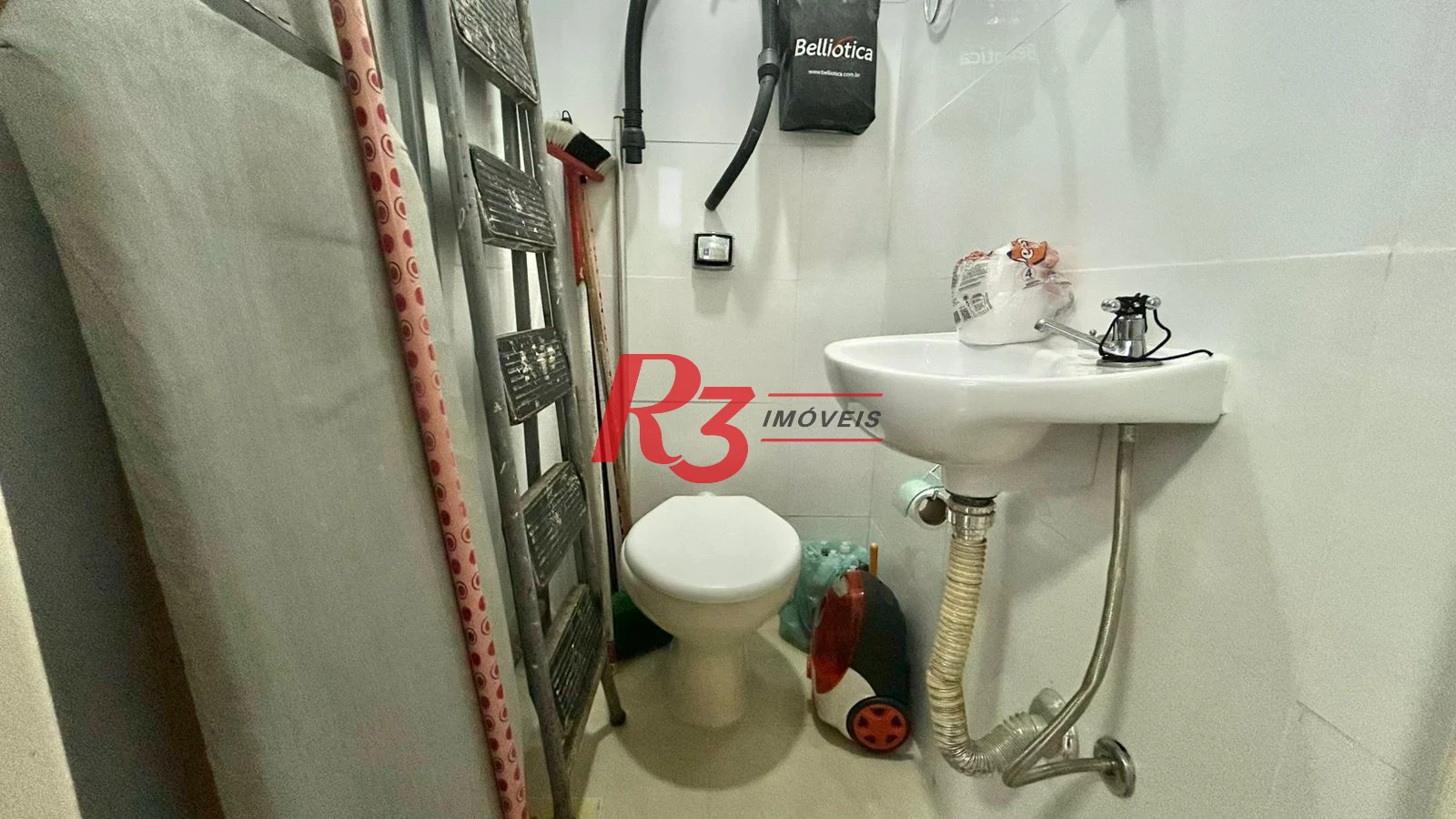 Apartamento com 2 dormitórios à venda, 89 m² por R$ 800.000,00 - Gonzaga - Santos/SP