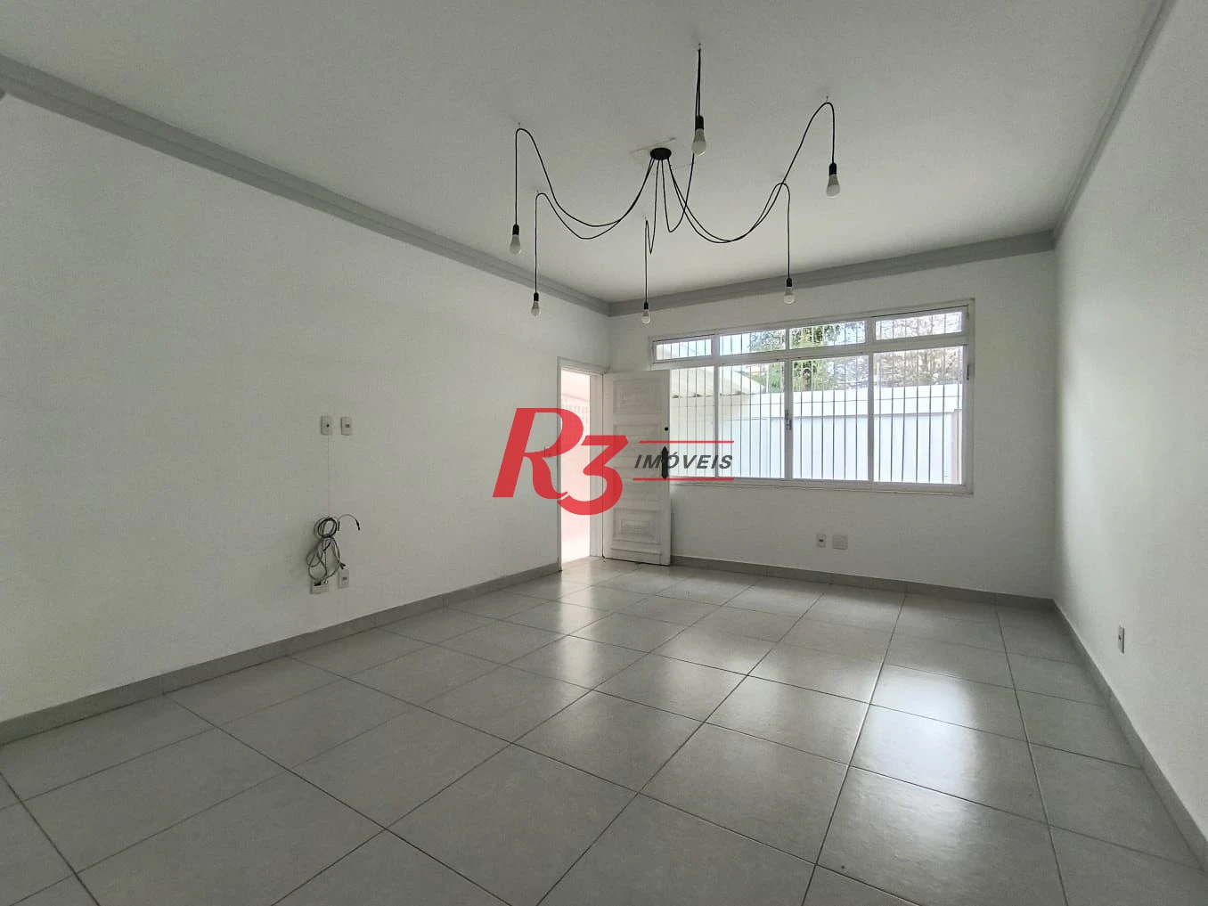 Casa para alugar, 190 m² por R$ 6.688,01/mês - Embaré - Santos/SP