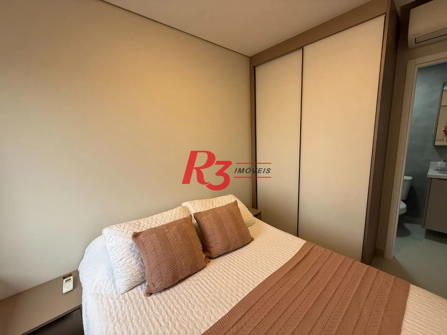 Apartamento com 2 dormitórios à venda, 72 m² por R$ 845.000,00 - Campo Grande - Santos/SP