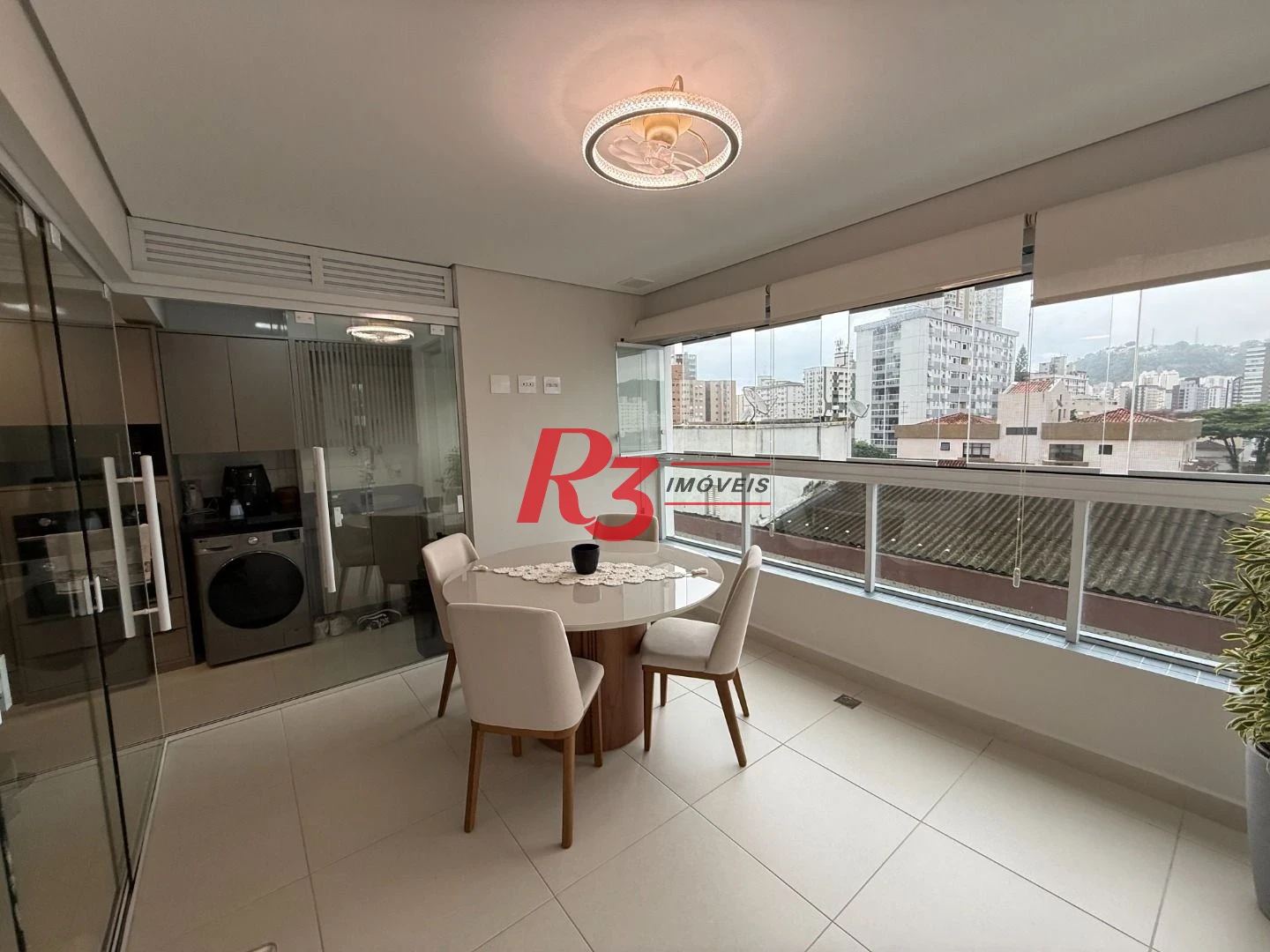 Apartamento com 2 dormitórios à venda, 72 m² por R$ 845.000,00 - Campo Grande - Santos/SP