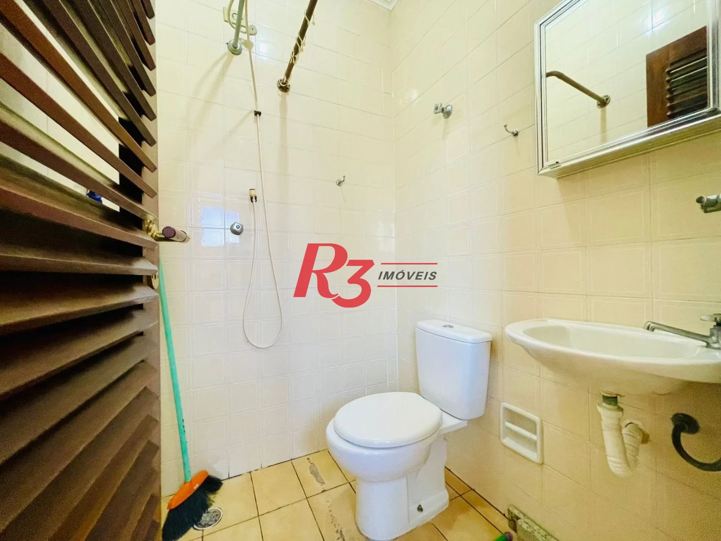 Apartamento com 3 dormitórios à venda, 110 m² por R$ 990.000,00 - Aparecida - Santos/SP