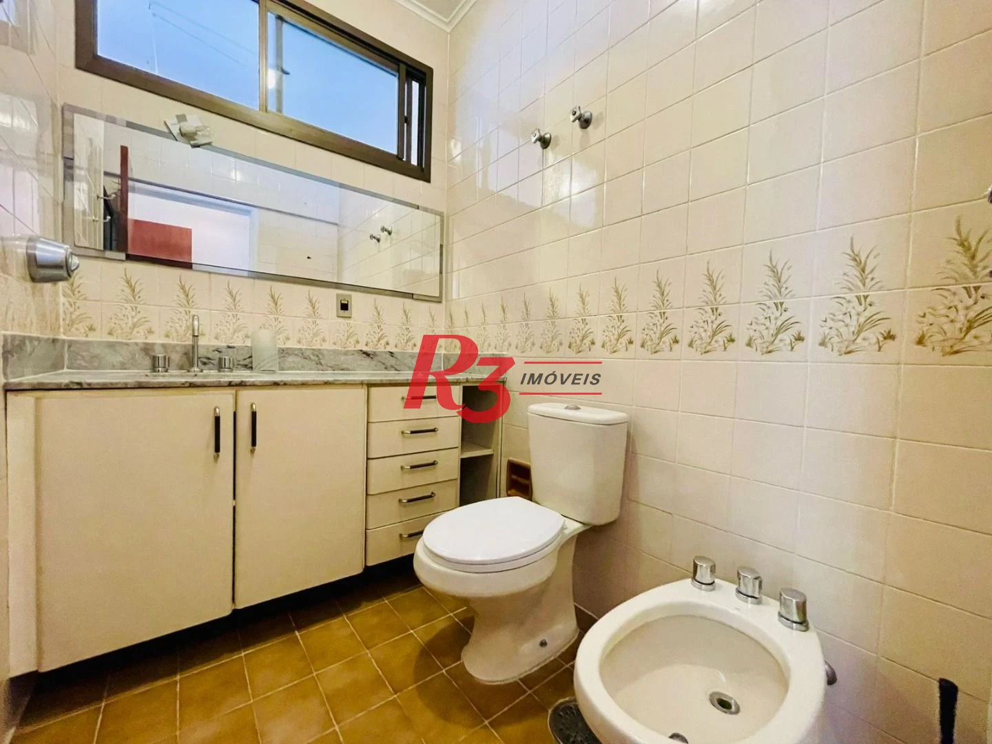 Apartamento com 3 dormitórios à venda, 110 m² por R$ 990.000,00 - Aparecida - Santos/SP
