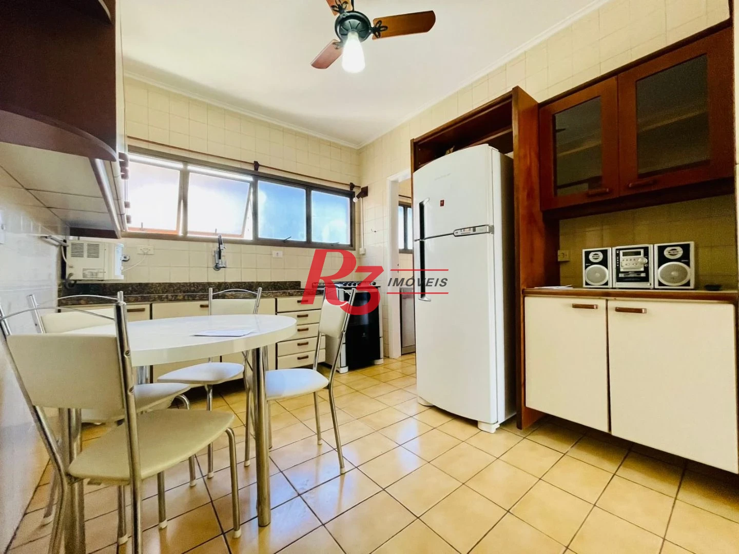 Apartamento com 3 dormitórios à venda, 110 m² por R$ 990.000,00 - Aparecida - Santos/SP