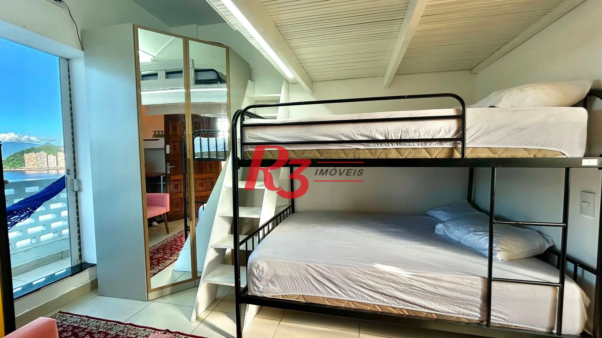 Kitnet com 1 dormitório à venda, 30 m² por R$ 320.000,00 - Itararé - São Vicente/SP