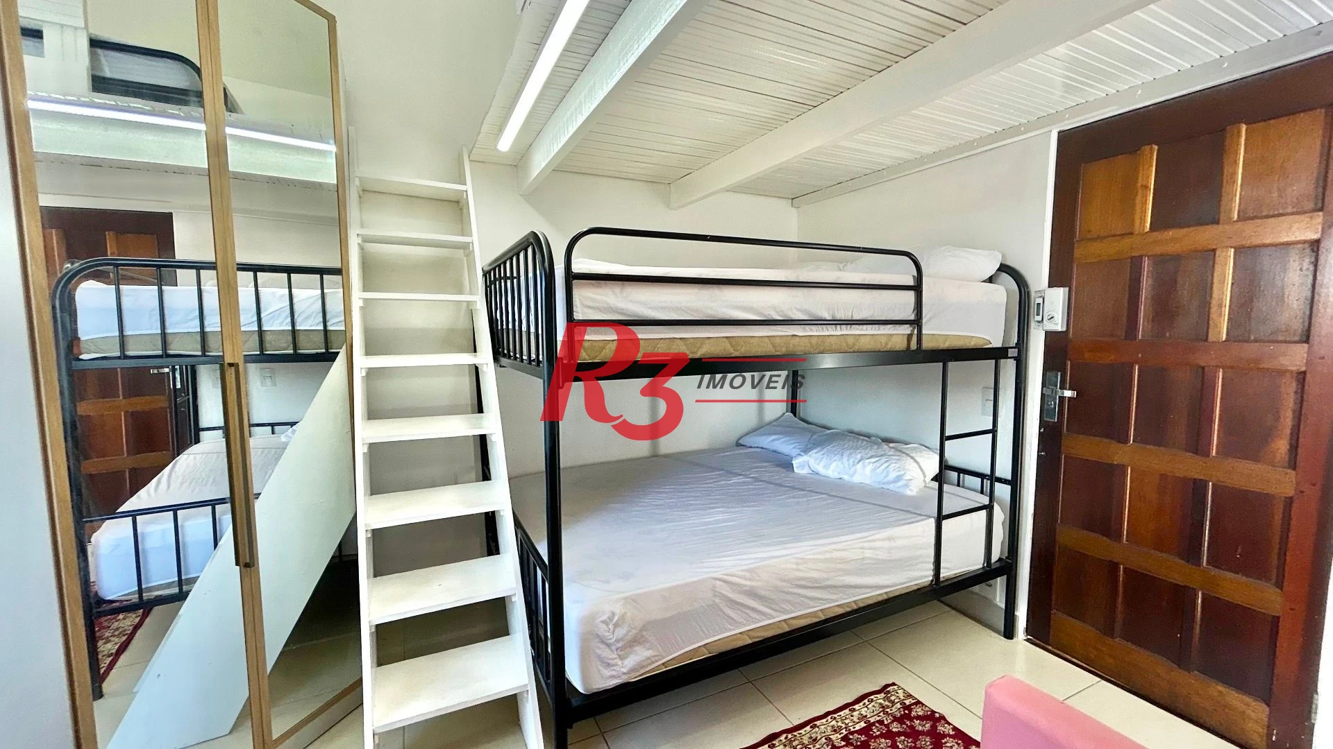 Kitnet com 1 dormitório à venda, 30 m² por R$ 320.000,00 - Itararé - São Vicente/SP