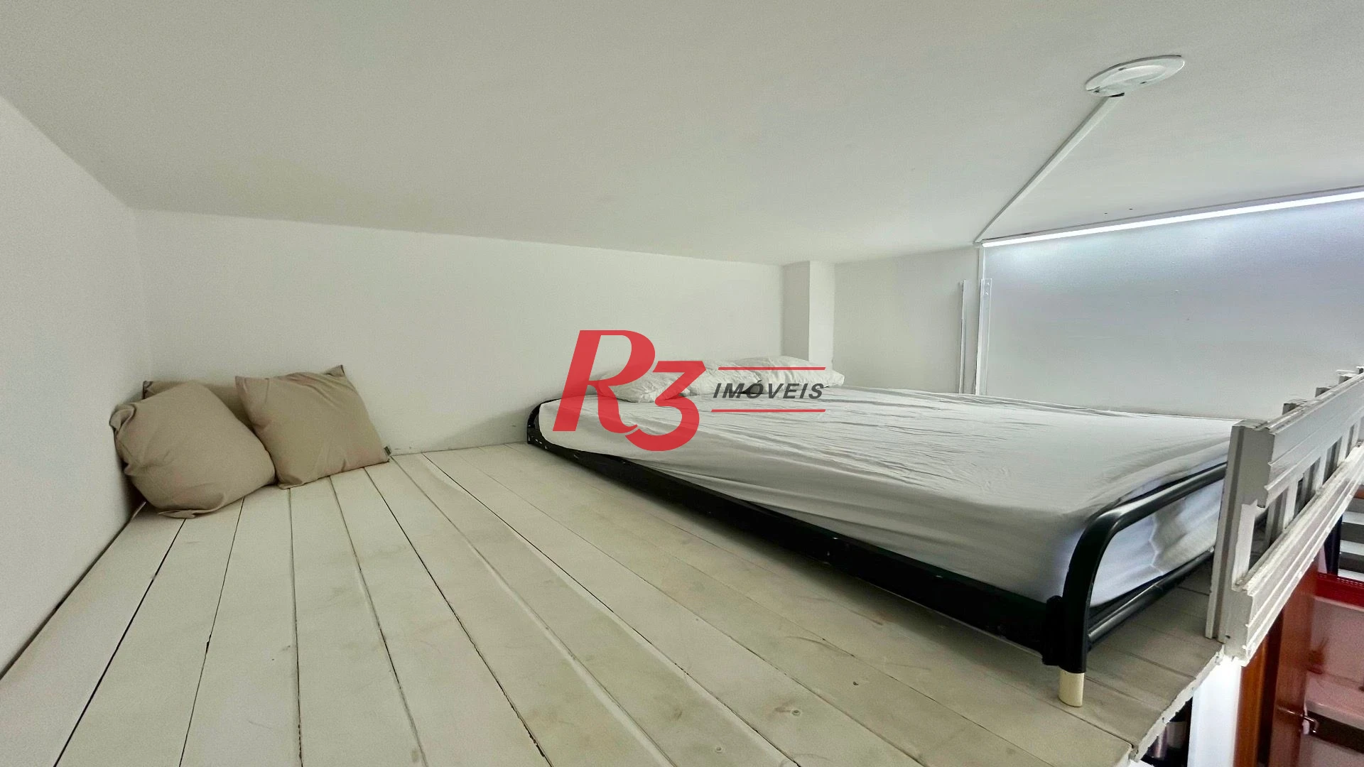 Kitnet com 1 dormitório à venda, 30 m² por R$ 320.000,00 - Itararé - São Vicente/SP