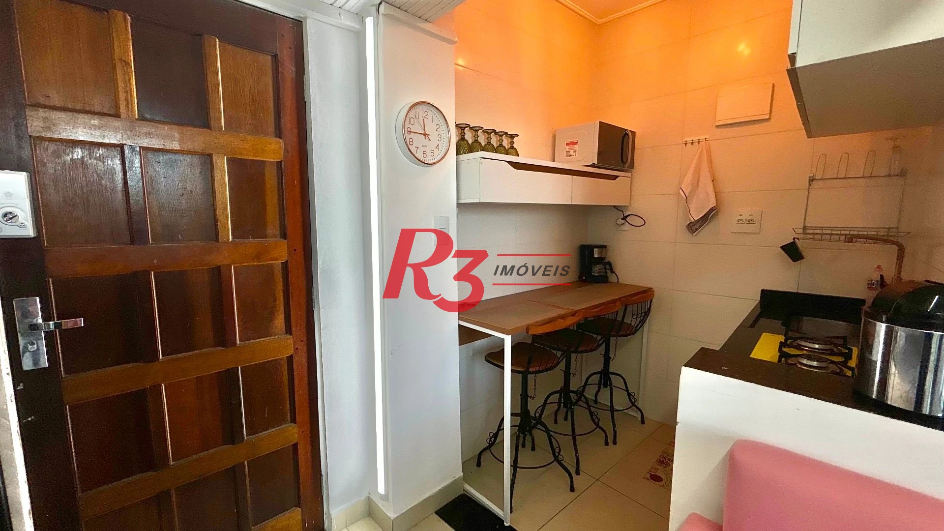Kitnet com 1 dormitório à venda, 30 m² por R$ 320.000,00 - Itararé - São Vicente/SP