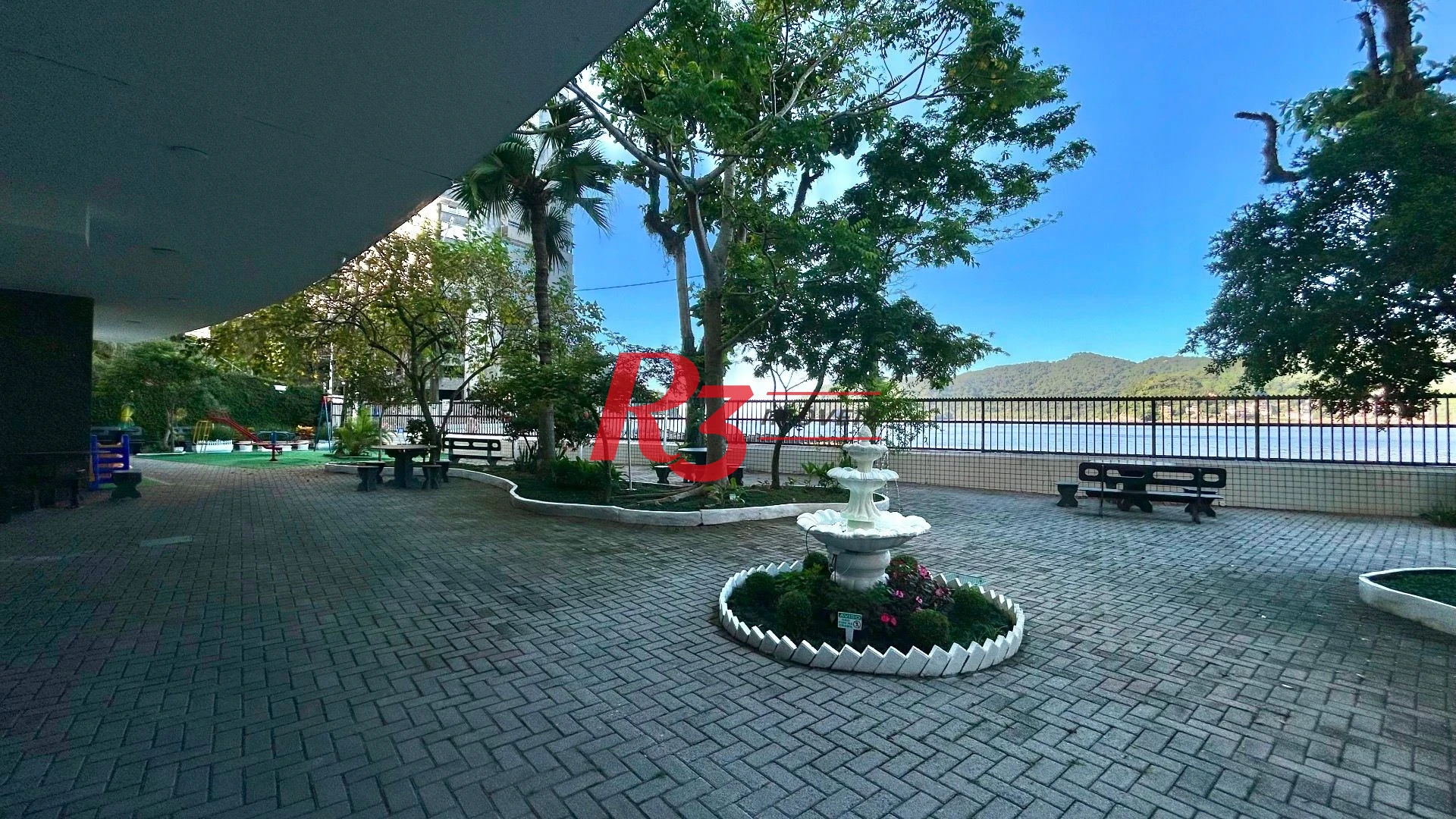 Kitnet com 1 dormitório à venda, 30 m² por R$ 320.000,00 - Itararé - São Vicente/SP