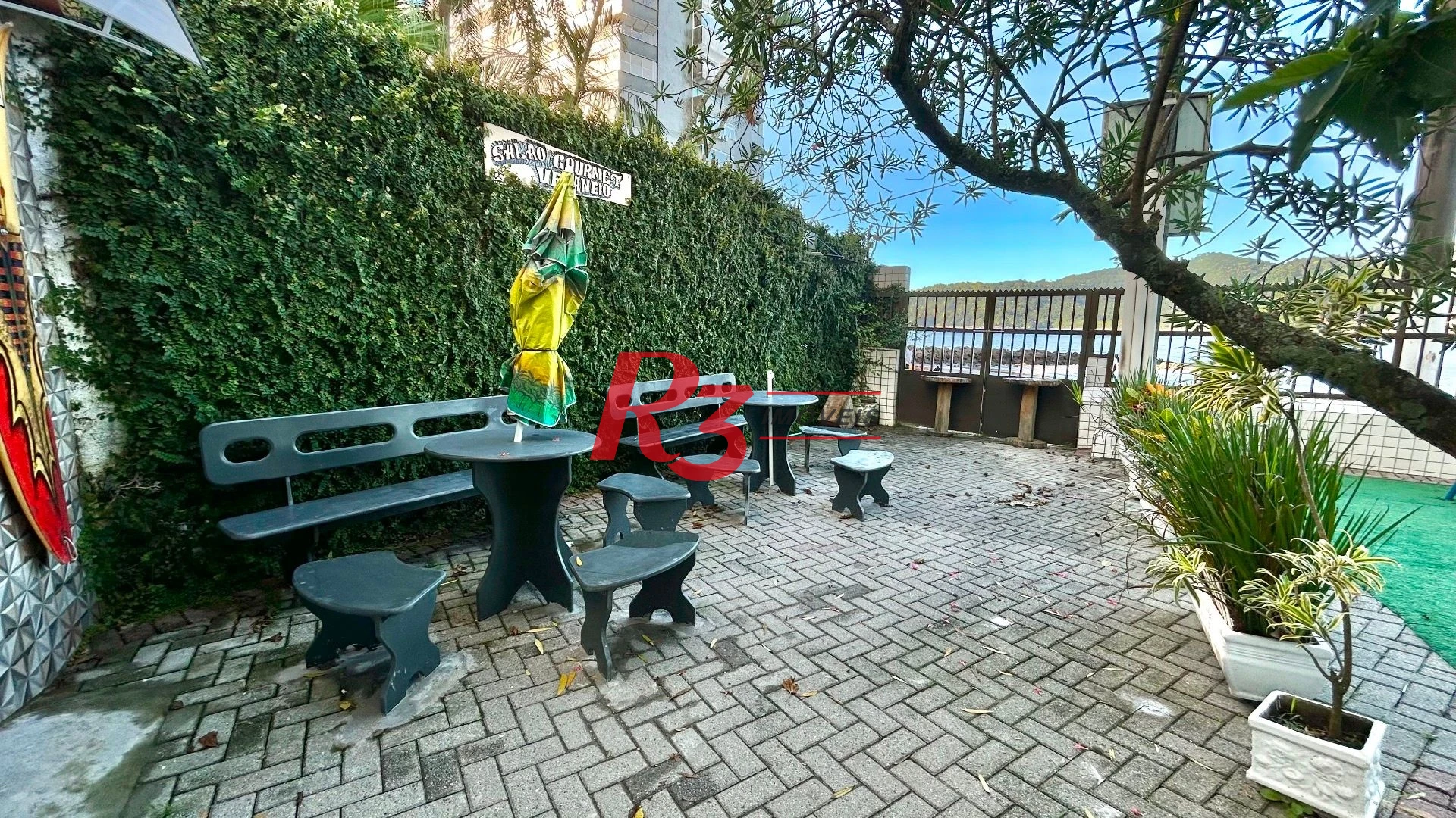 Kitnet com 1 dormitório à venda, 30 m² por R$ 320.000,00 - Itararé - São Vicente/SP