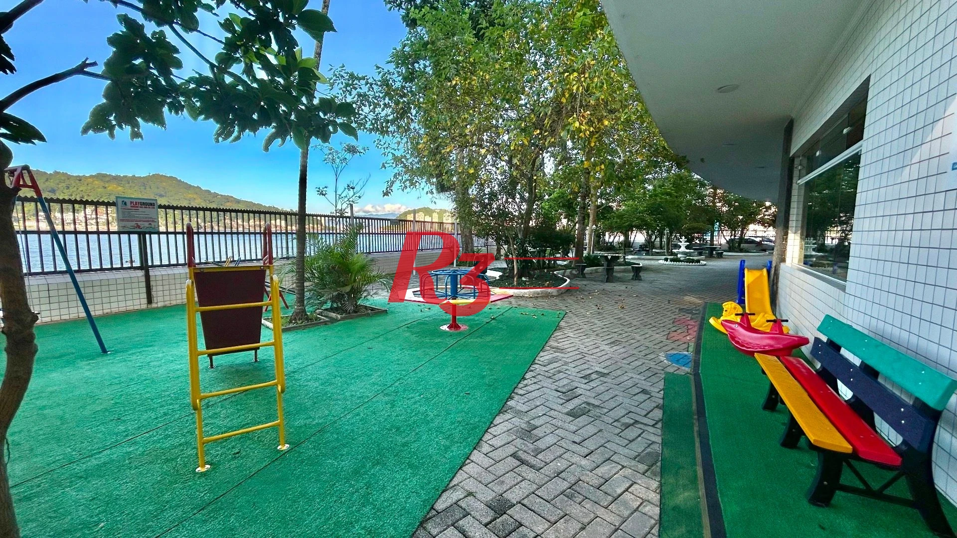 Kitnet com 1 dormitório à venda, 30 m² por R$ 320.000,00 - Itararé - São Vicente/SP