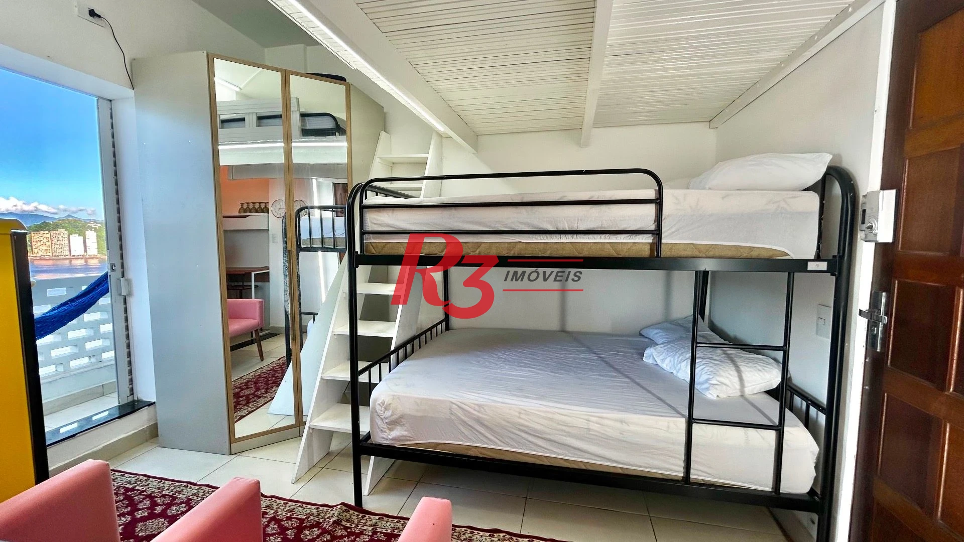 Kitnet com 1 dormitório à venda, 30 m² por R$ 320.000,00 - Itararé - São Vicente/SP