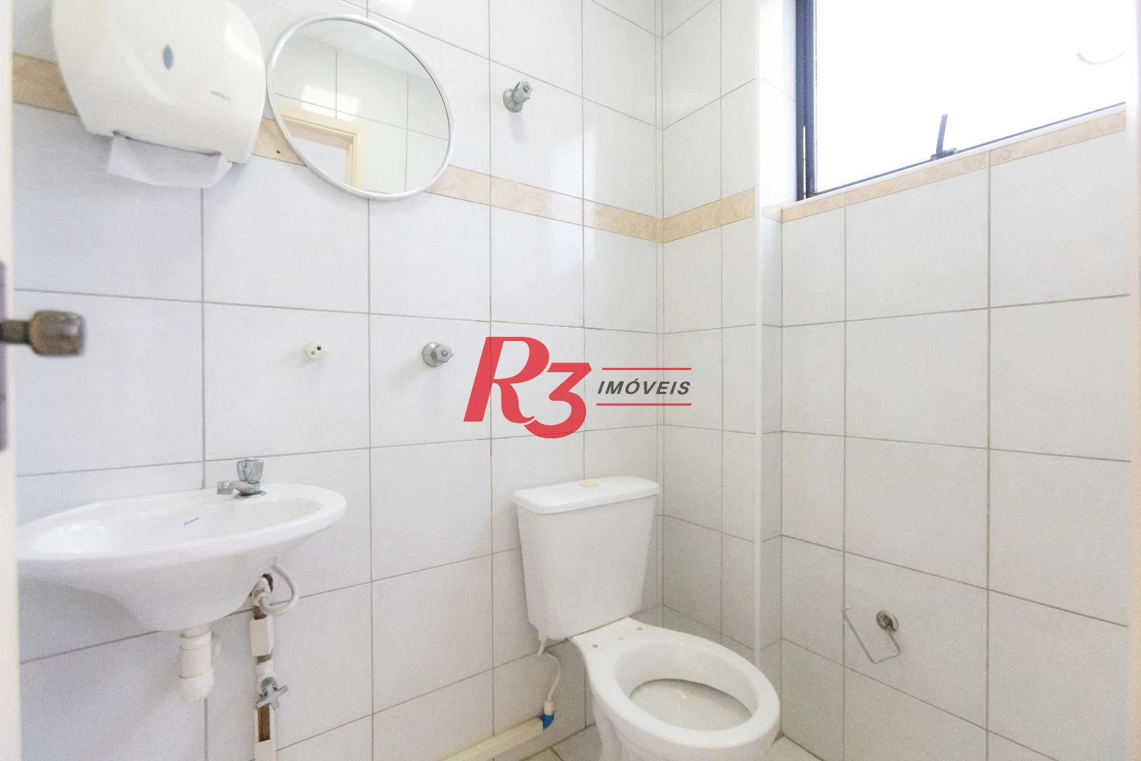 Sala à venda, 65 m² por R$ 300.000,00 - Vila Matias - Santos/SP