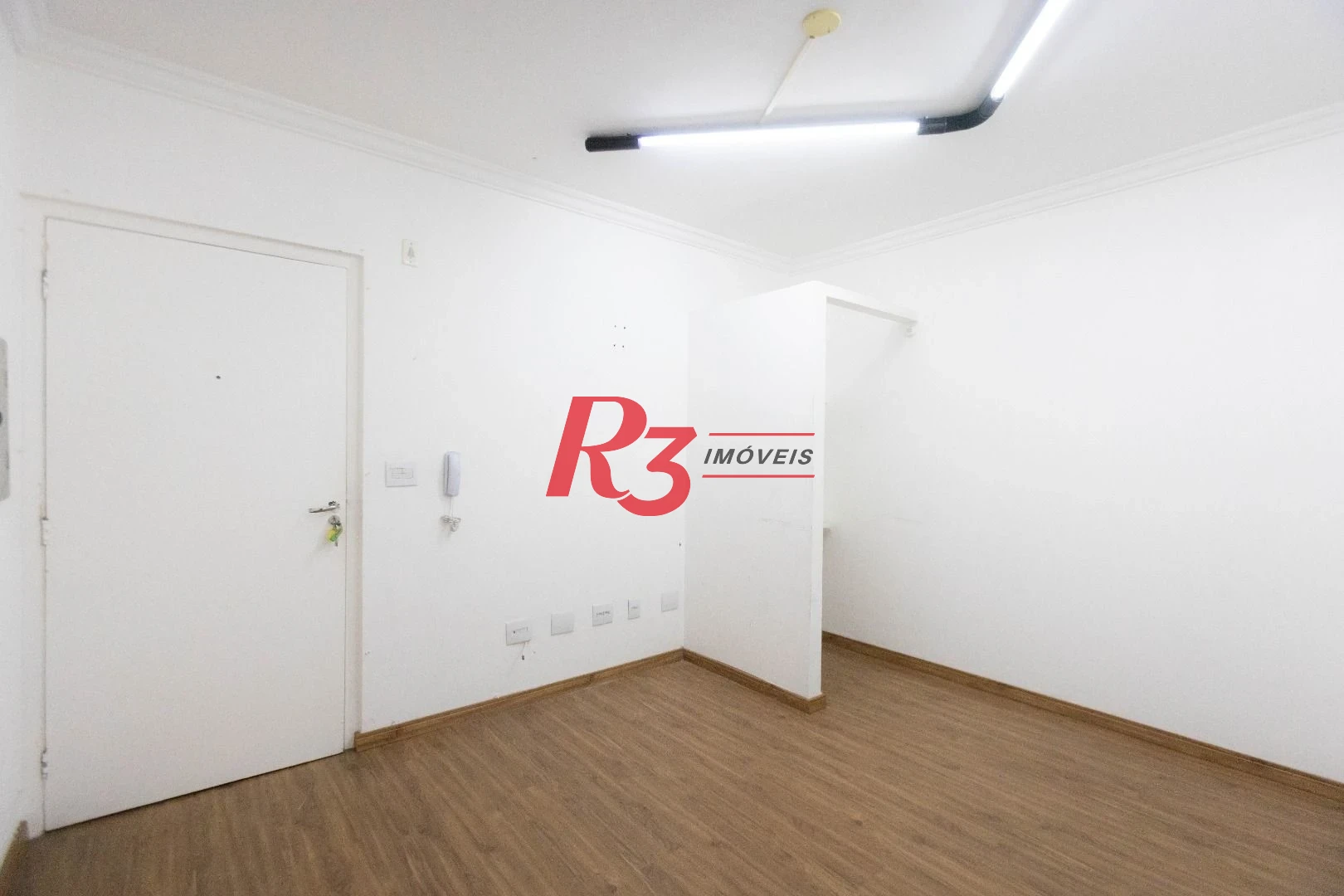 Sala à venda, 65 m² por R$ 300.000,00 - Vila Matias - Santos/SP