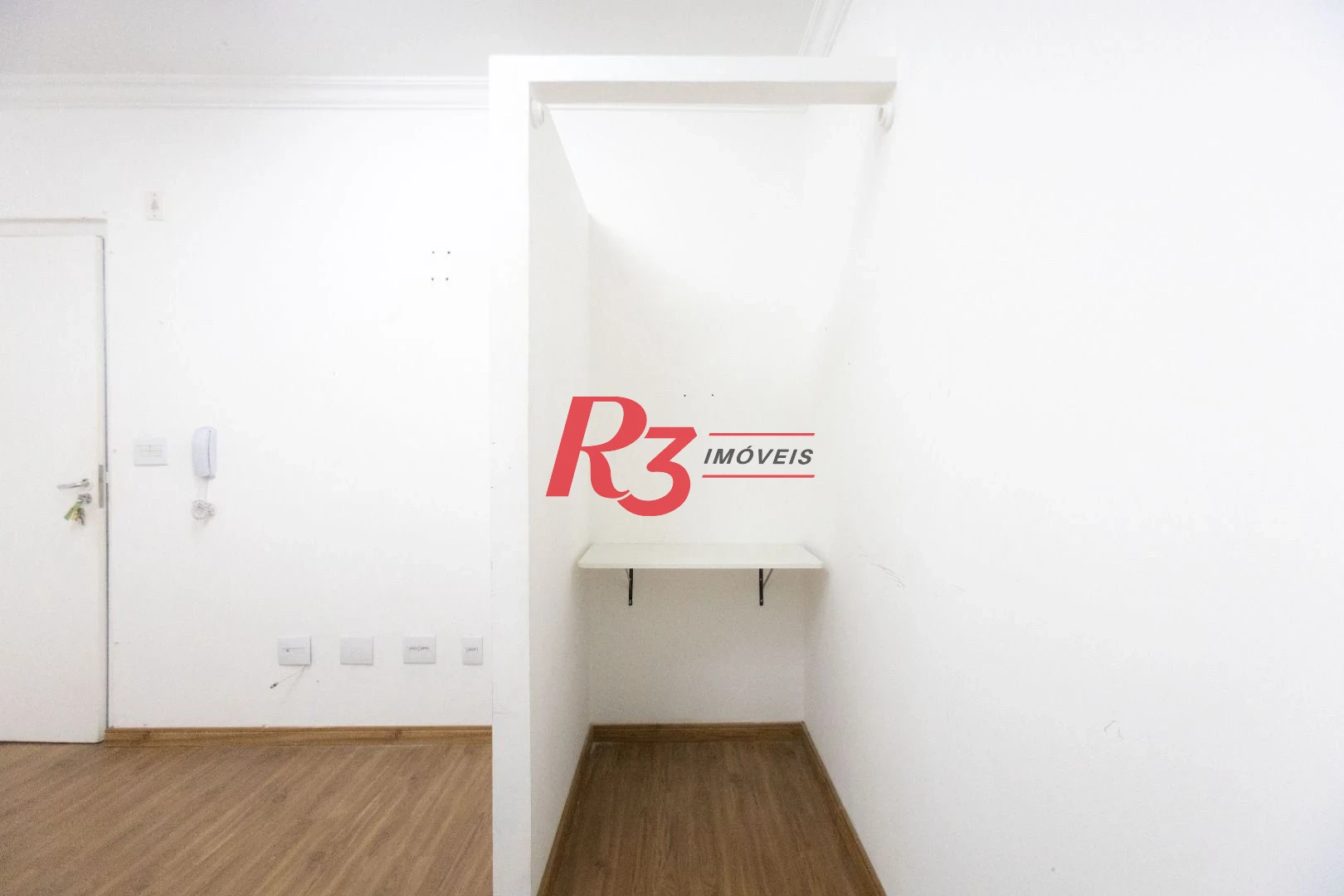 Sala à venda, 65 m² por R$ 300.000,00 - Vila Matias - Santos/SP