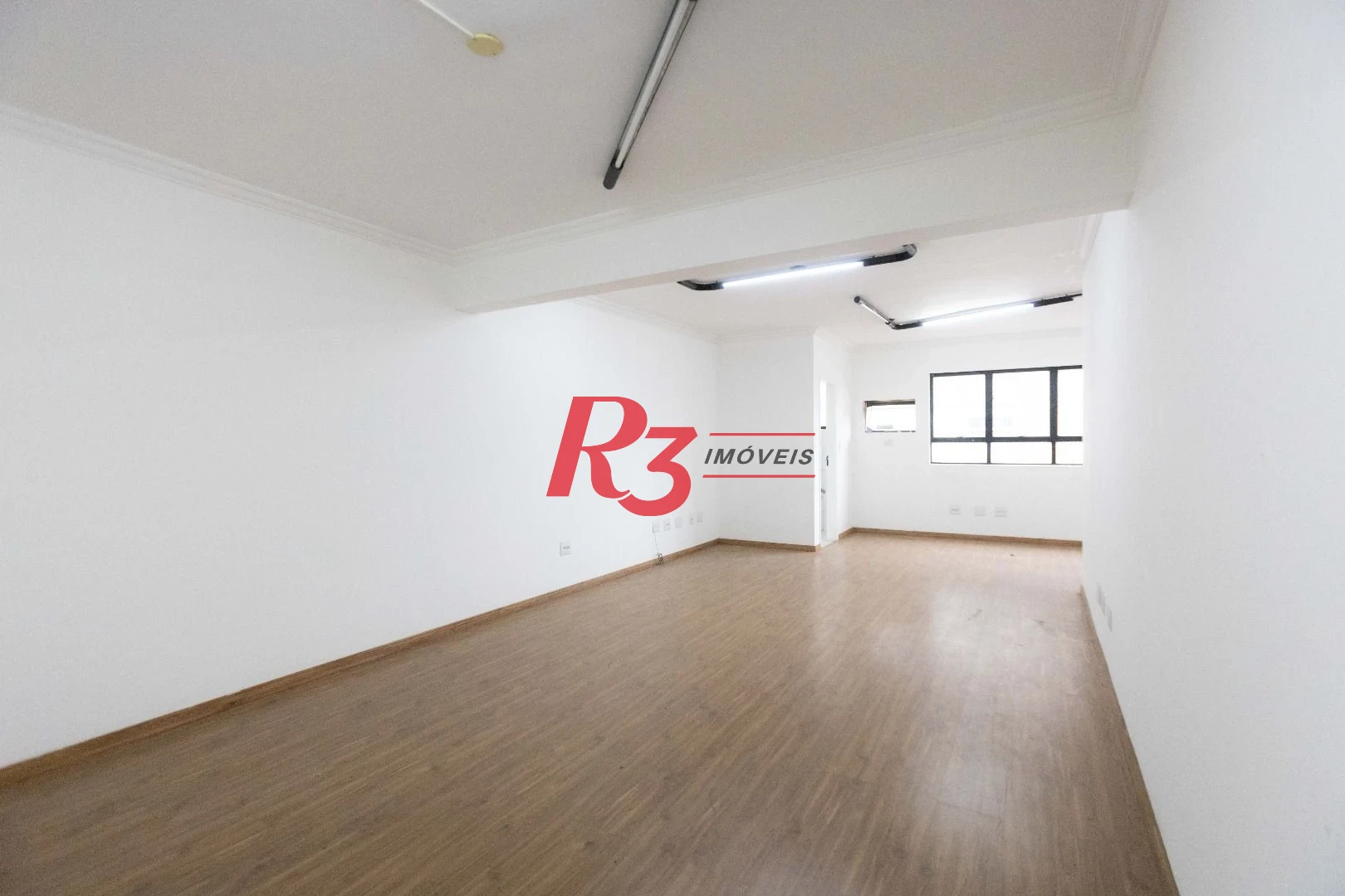Sala à venda, 65 m² por R$ 300.000,00 - Vila Matias - Santos/SP