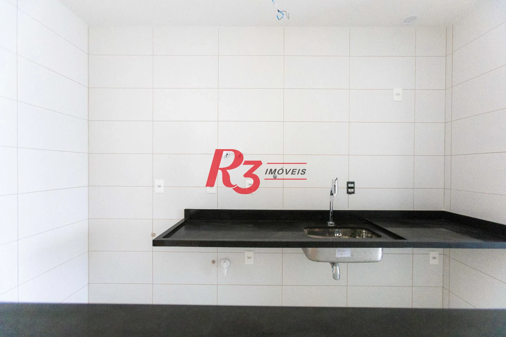 Apartamento à venda, 83 m² por R$ 1.600.000,00 - Embaré - Santos/SP