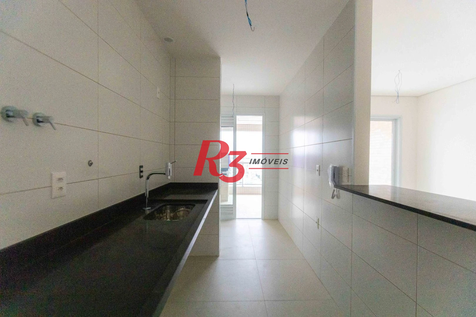 Apartamento à venda, 83 m² por R$ 1.600.000,00 - Embaré - Santos/SP