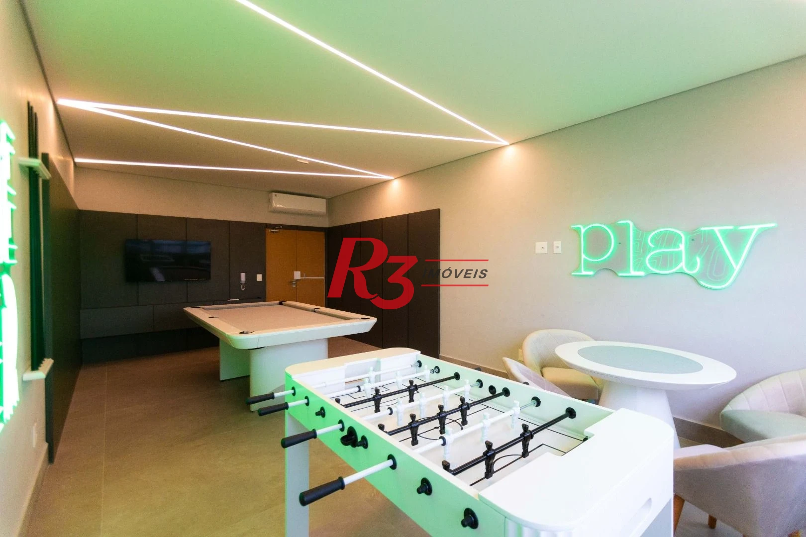 Apartamento à venda, 83 m² por R$ 1.600.000,00 - Embaré - Santos/SP