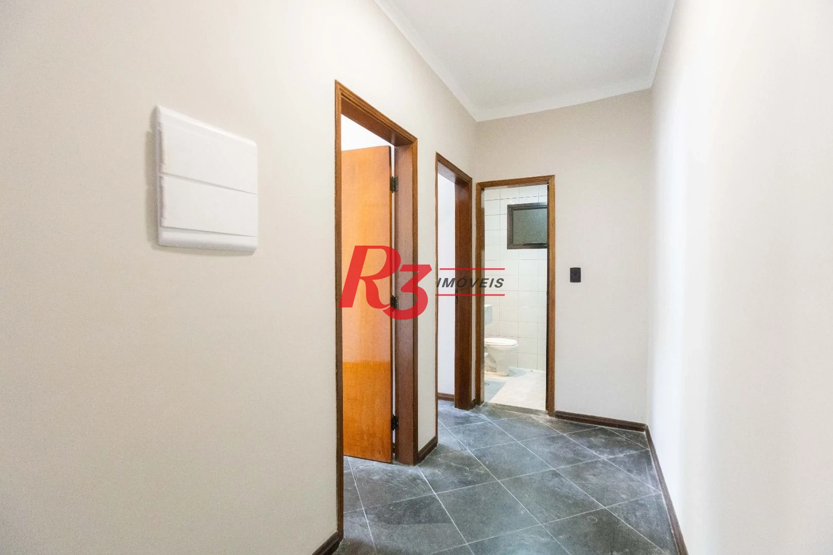 Apartamento com 2 dormitórios para alugar, 86 m² por R$ 3.690,00/mês - Marapé - Santos/SP