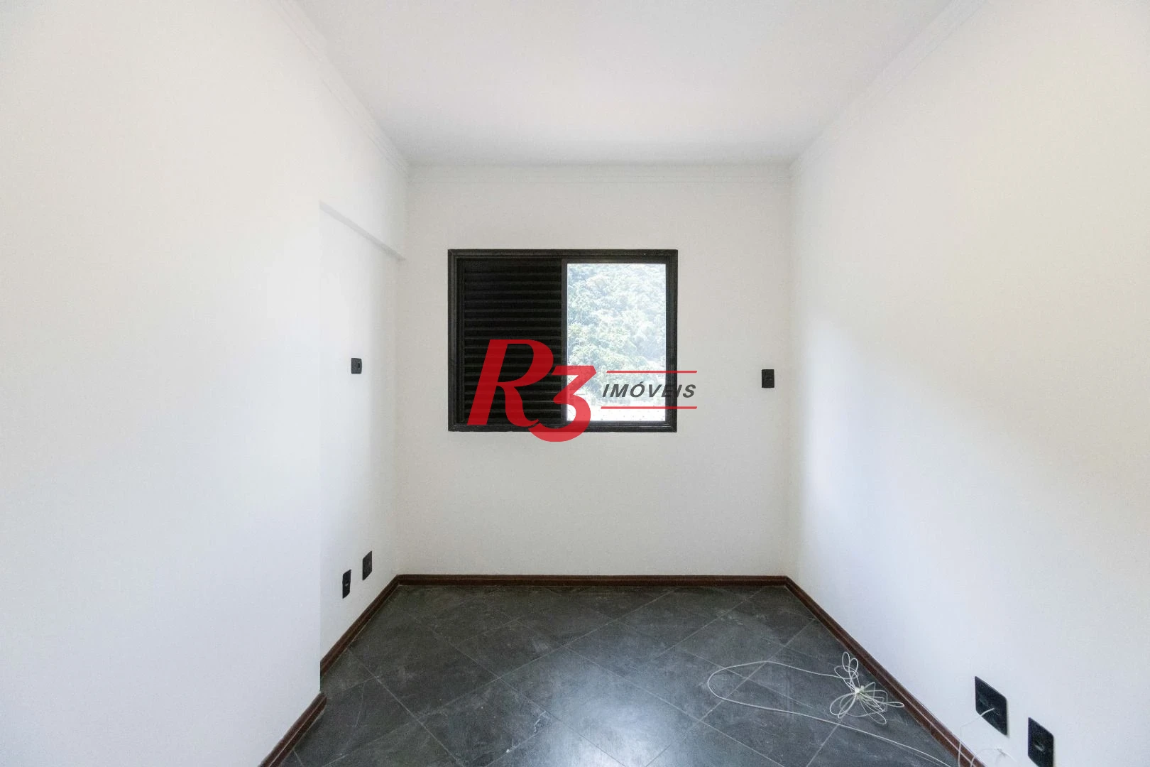Apartamento com 2 dormitórios para alugar, 86 m² por R$ 3.690,00/mês - Marapé - Santos/SP