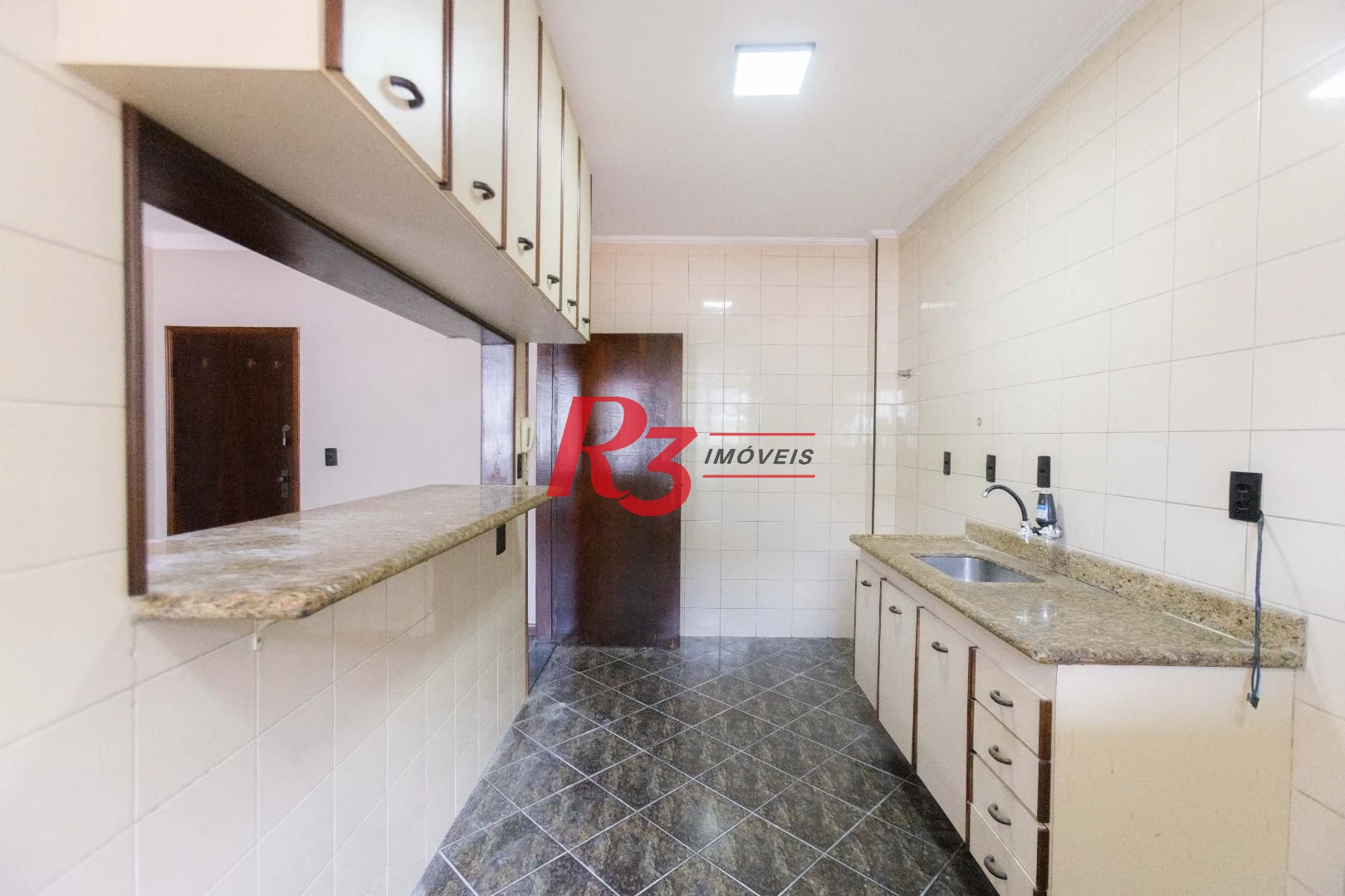Apartamento com 2 dormitórios para alugar, 86 m² por R$ 3.690,00/mês - Marapé - Santos/SP