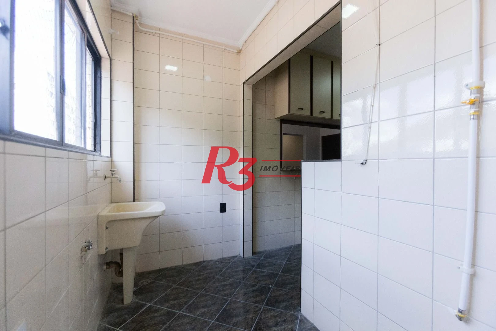 Apartamento com 2 dormitórios para alugar, 86 m² por R$ 3.690,00/mês - Marapé - Santos/SP
