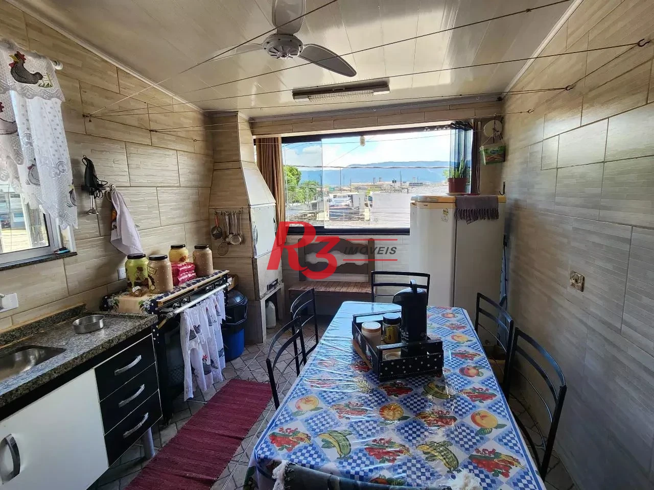 Sobrado com 3 dormitórios à venda, 135 m² por R$ 440.000,00 - Cidade Naútica - São Vicente/SP