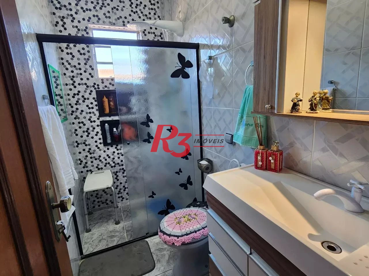 Sobrado com 3 dormitórios à venda, 135 m² por R$ 440.000,00 - Cidade Naútica - São Vicente/SP