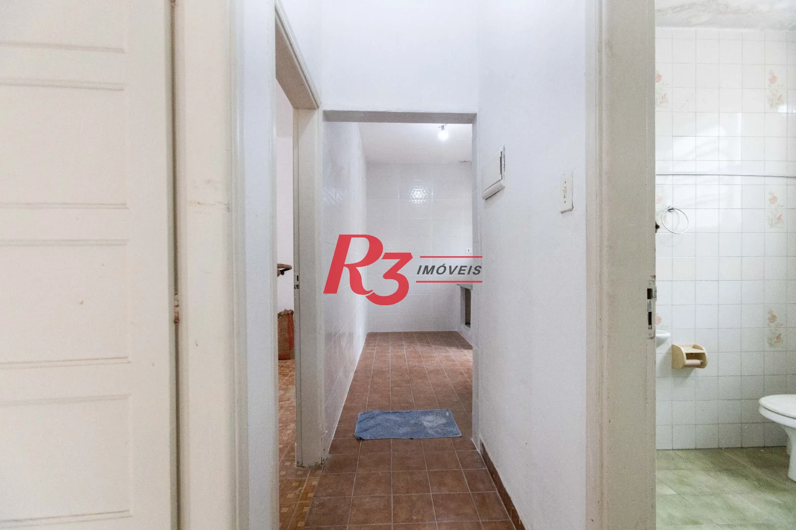 Apartamento com 2 dormitórios à venda, 70 m² por R$ 320.000,00 - Macuco - Santos/SP