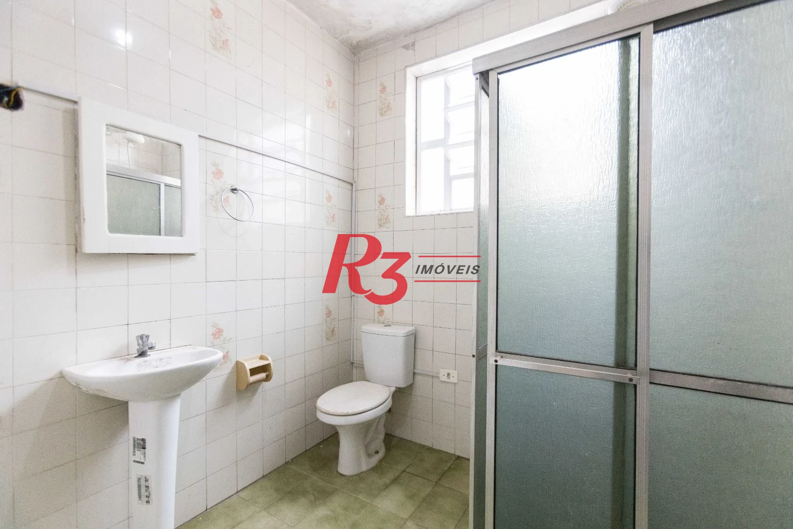 Apartamento com 2 dormitórios à venda, 70 m² por R$ 320.000,00 - Macuco - Santos/SP