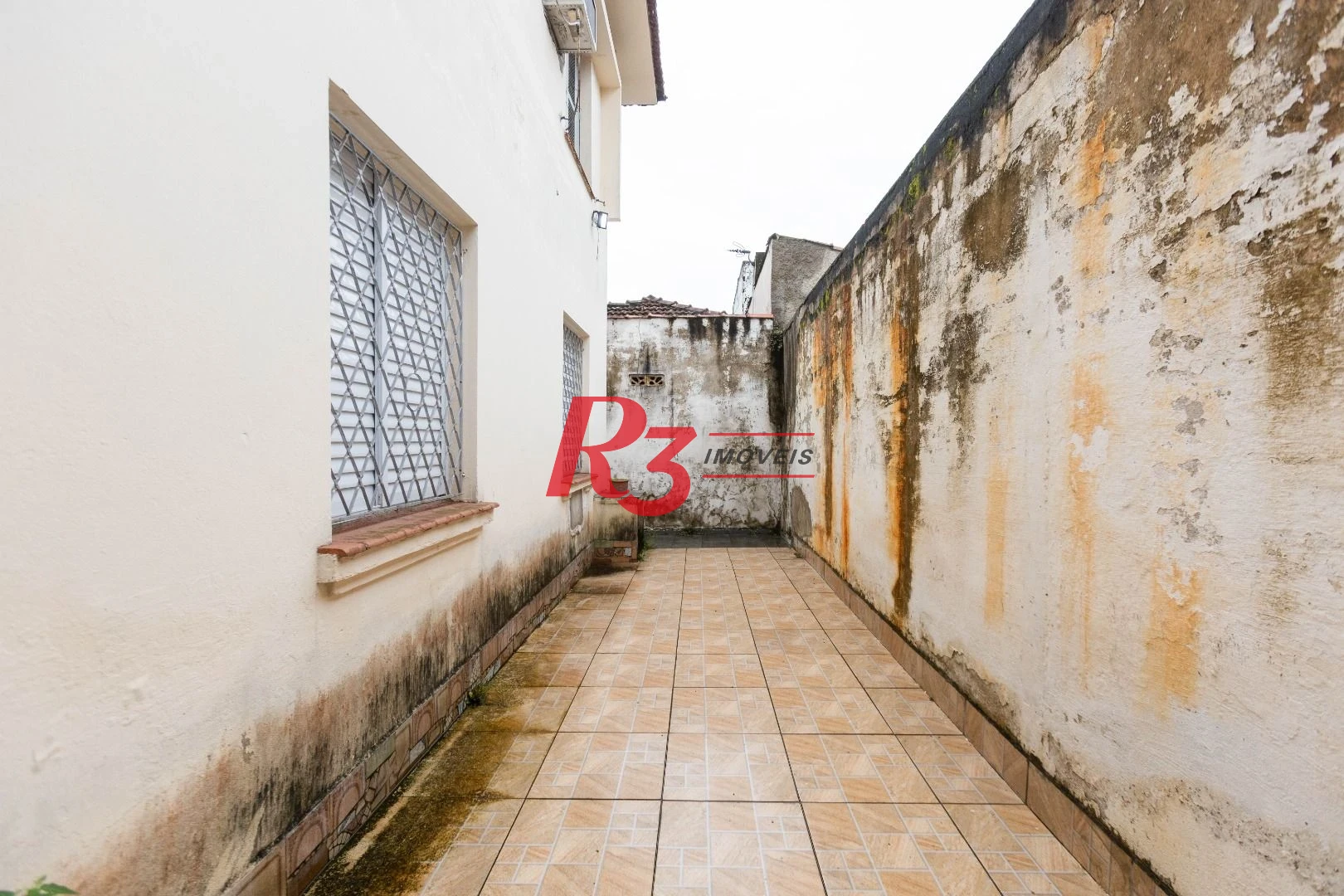 Apartamento com 2 dormitórios à venda, 70 m² por R$ 320.000,00 - Macuco - Santos/SP