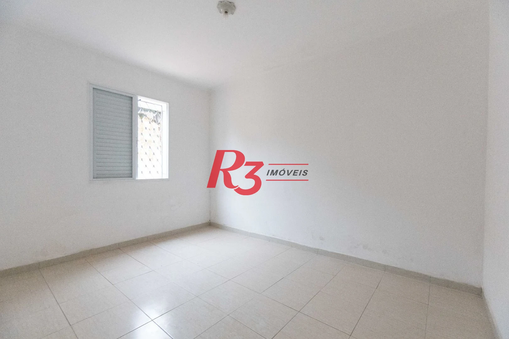 Apartamento com 2 dormitórios à venda, 70 m² por R$ 320.000,00 - Macuco - Santos/SP
