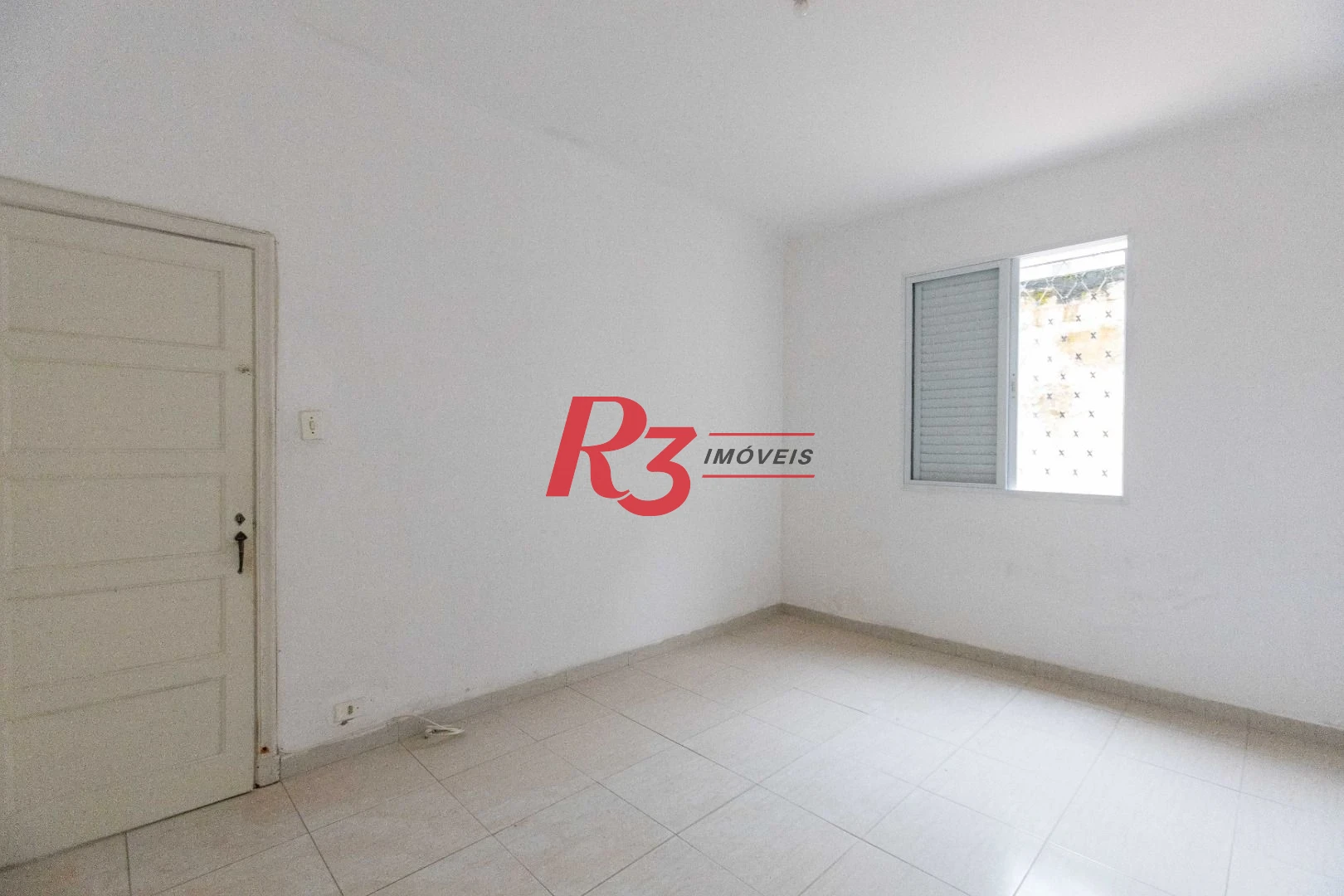 Apartamento com 2 dormitórios à venda, 70 m² por R$ 320.000,00 - Macuco - Santos/SP