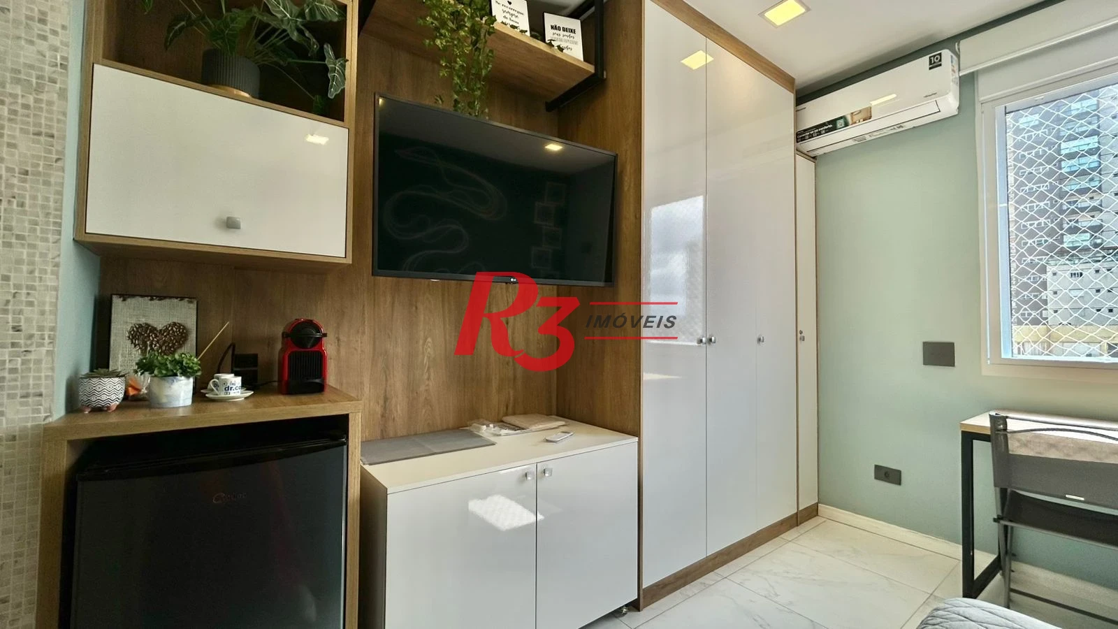 Kitnet com 1 dormitório à venda, 32 m² por R$ 335.000,00 - Boqueirão - Santos/SP