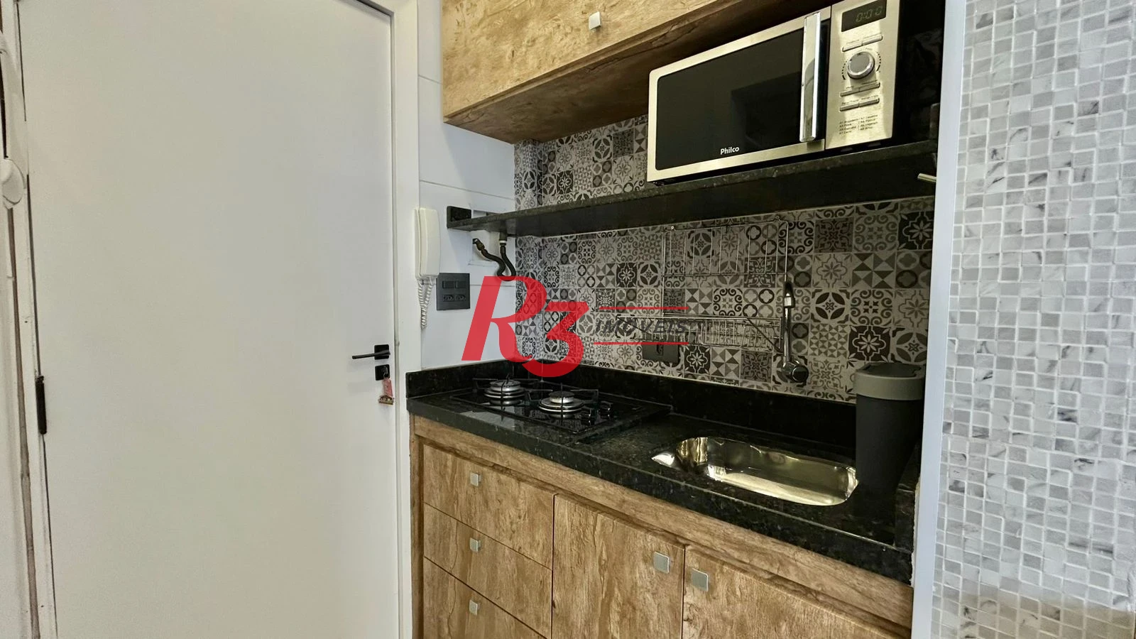 Kitnet com 1 dormitório à venda, 32 m² por R$ 335.000,00 - Boqueirão - Santos/SP