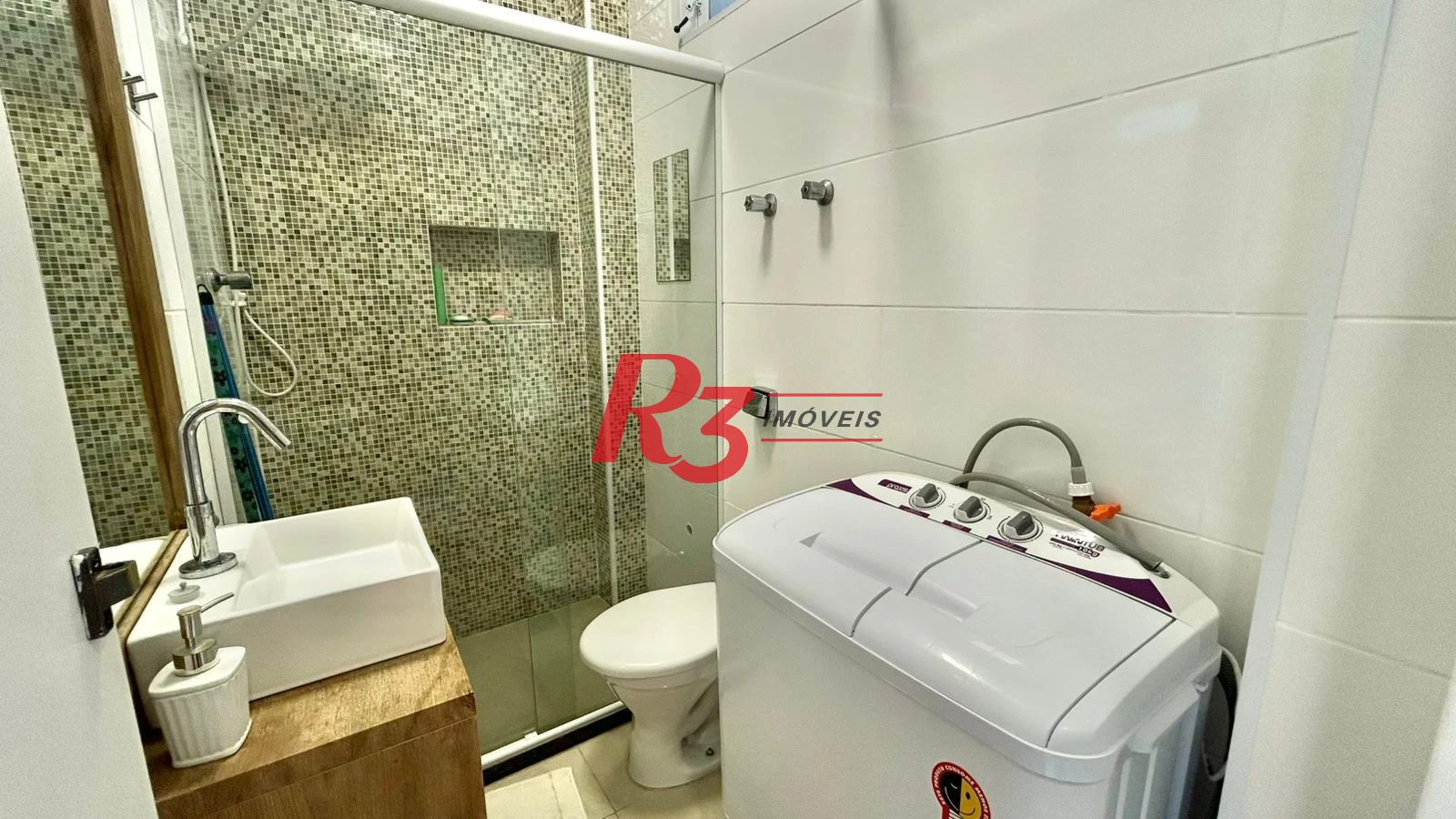 Kitnet com 1 dormitório à venda, 32 m² por R$ 335.000,00 - Boqueirão - Santos/SP