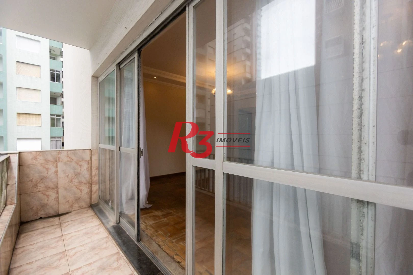 Apartamento com 3 dormitórios à venda, 146 m² por R$ 800.000,00 - José Menino - Santos/SP