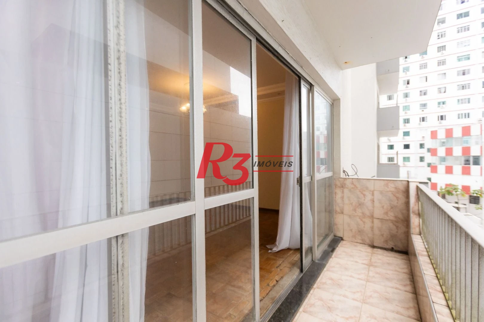 Apartamento com 3 dormitórios à venda, 146 m² por R$ 800.000,00 - José Menino - Santos/SP