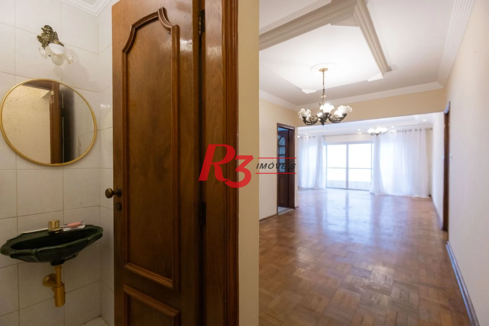 Apartamento com 3 dormitórios à venda, 146 m² por R$ 800.000,00 - José Menino - Santos/SP