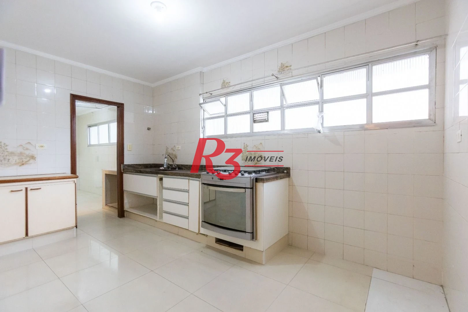 Apartamento com 3 dormitórios à venda, 146 m² por R$ 800.000,00 - José Menino - Santos/SP