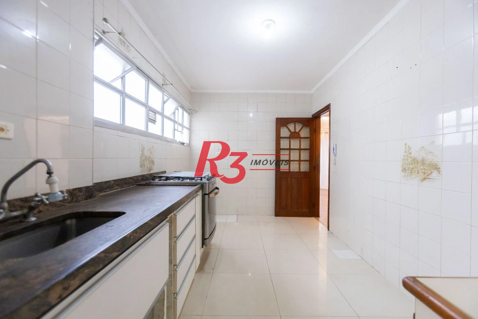 Apartamento com 3 dormitórios à venda, 146 m² por R$ 800.000,00 - José Menino - Santos/SP