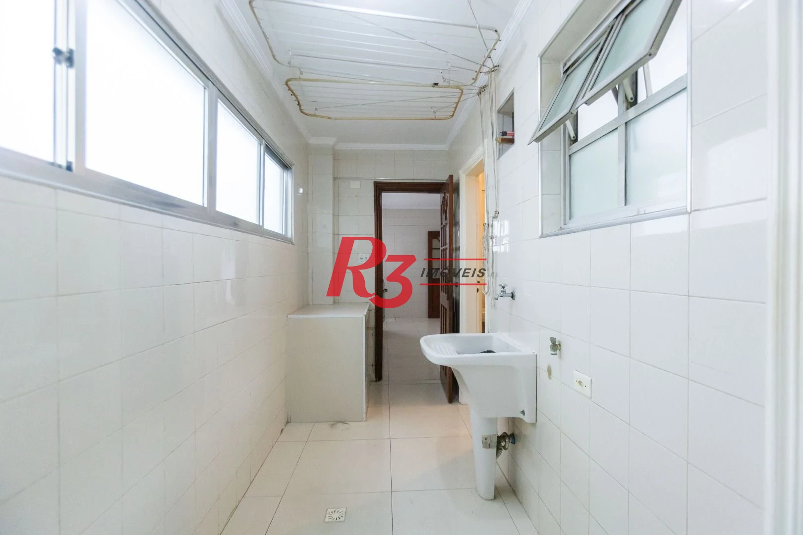 Apartamento com 3 dormitórios à venda, 146 m² por R$ 800.000,00 - José Menino - Santos/SP