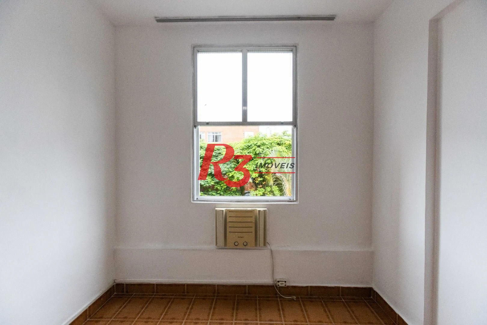 Apartamento com 2 dormitórios à venda, 52 m² por R$ 372.000,00 - Aparecida - Santos/SP